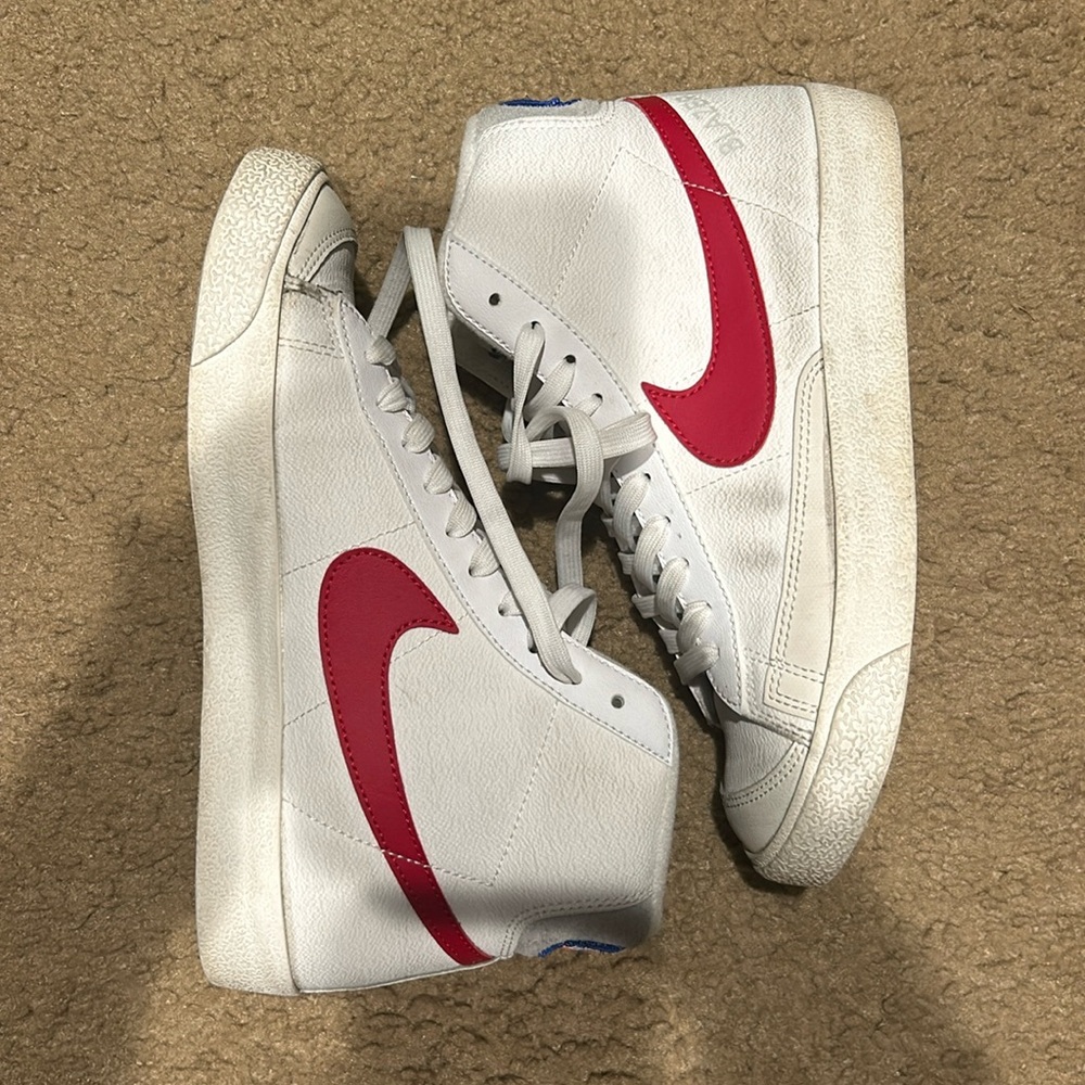 Nike athletic club Blazers